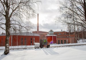tehdas ulkoa traktori
